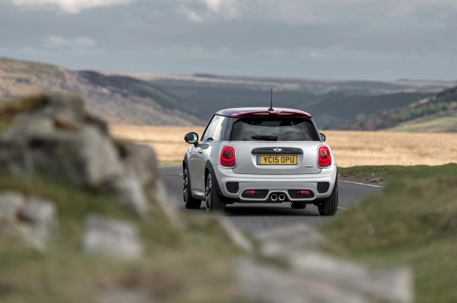  Mini Cooper S JCW 2015 года  (UK) (фото 7 из 10)